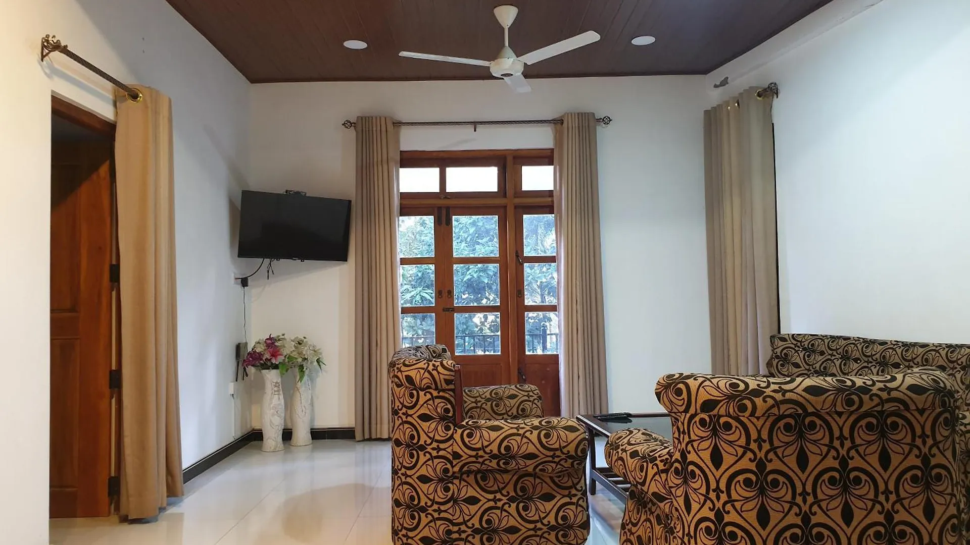 Enara Luxury Stay Katugastota