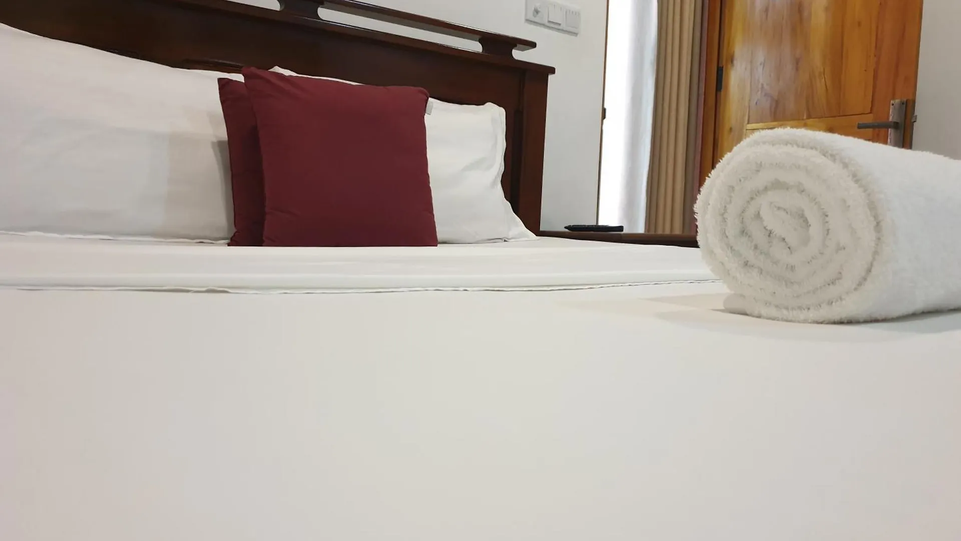 Enara Luxury Stay Katugastota 0*,  Sri Lanka