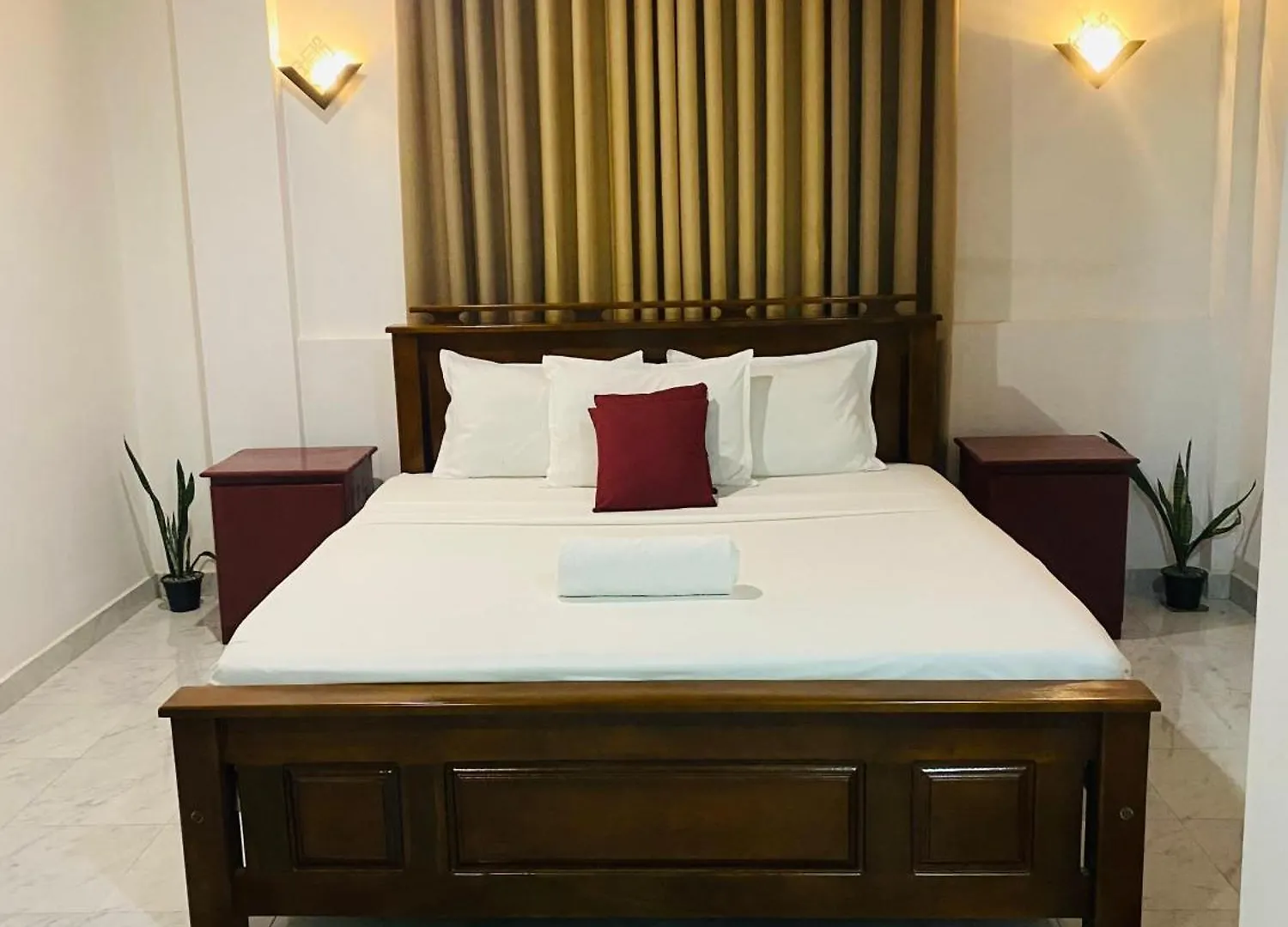 Enara Luxury Stay Katugastota