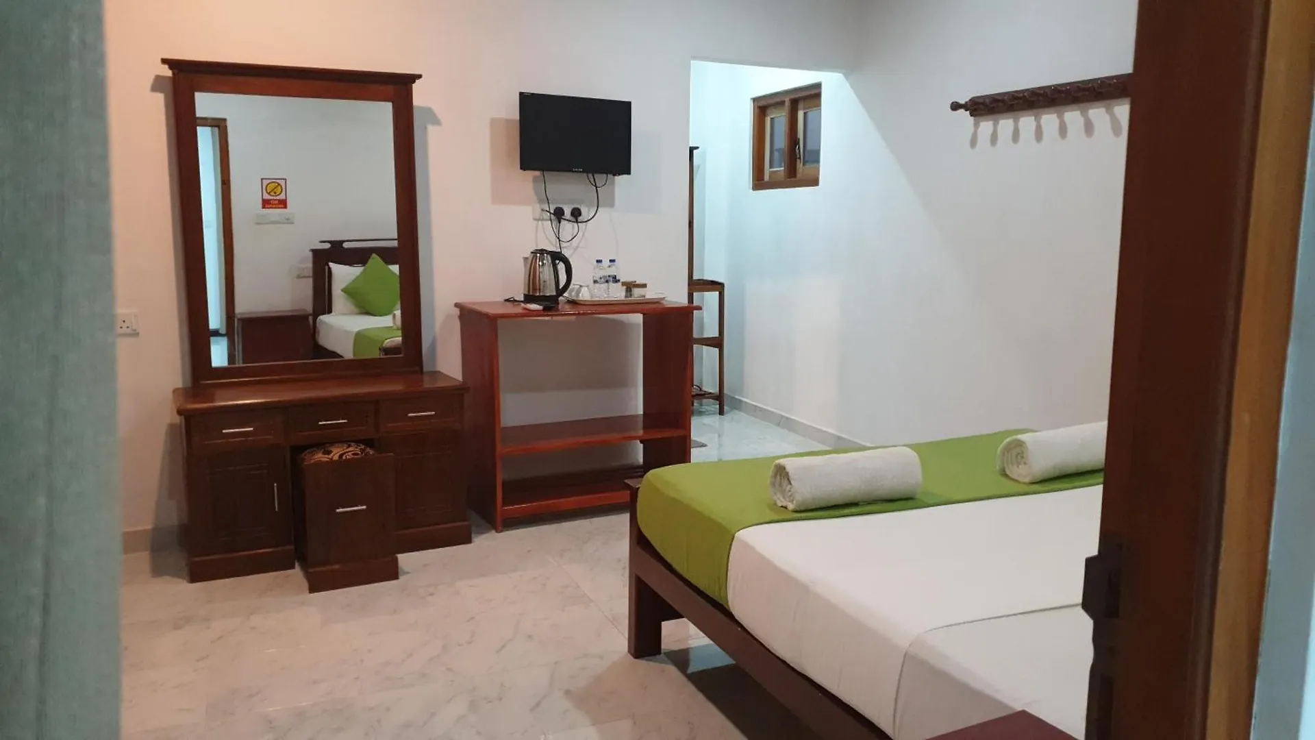 Enara Luxury Stay Katugastota Apartment