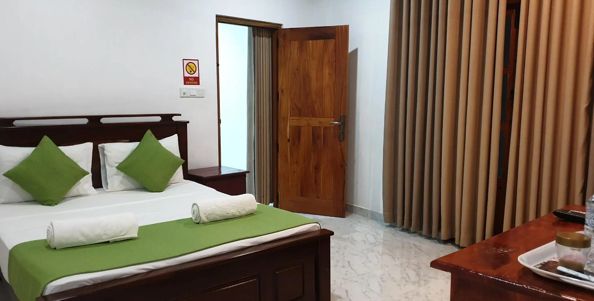 Enara Luxury Stay Katugastota Apartment